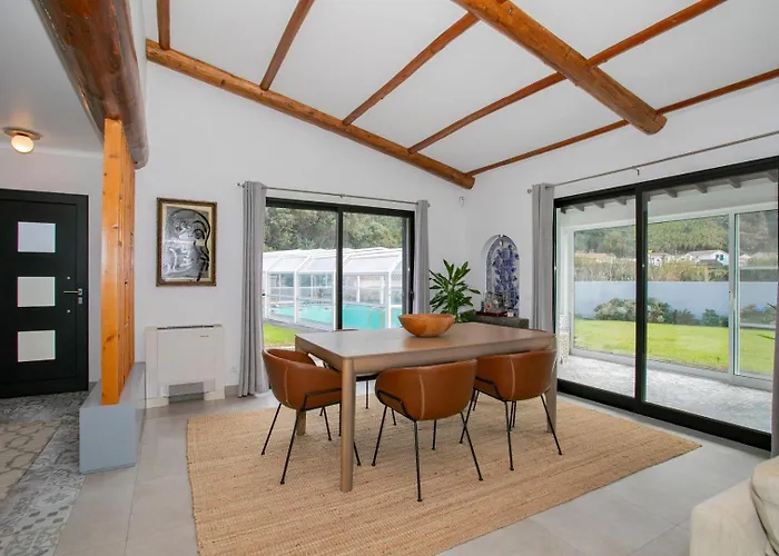 Sun & Sea - Covered Pool * Ponta Delgada (Sao Miguel)