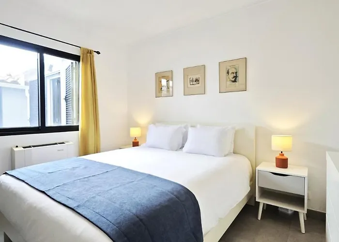 Sun & Sea - Covered Pool