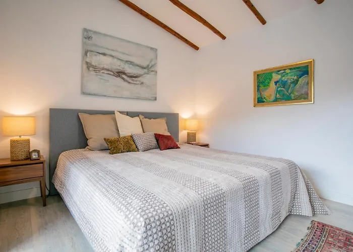 Sun & Sea - Covered Pool *