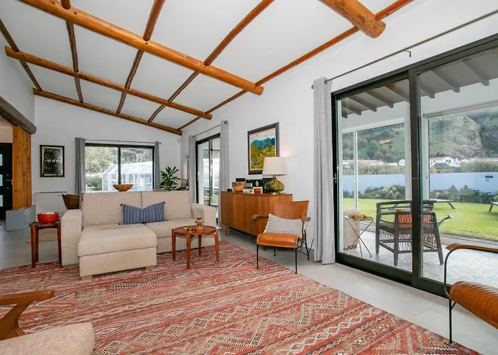 Sun & Sea - Covered Pool