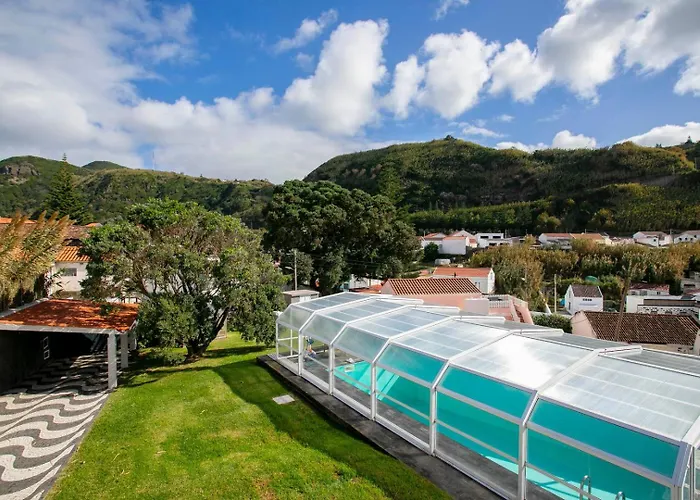 Sun & Sea - Covered Pool